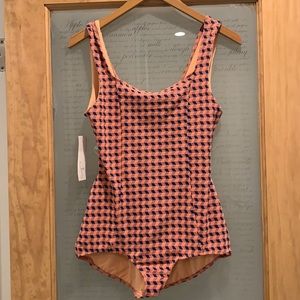 Seea women’s bathing suit size large NWT